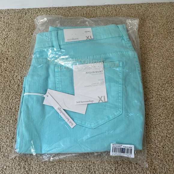 Soft Surroundings • Women’s The Ultimate Denim Shorts - Picture 8 of 9